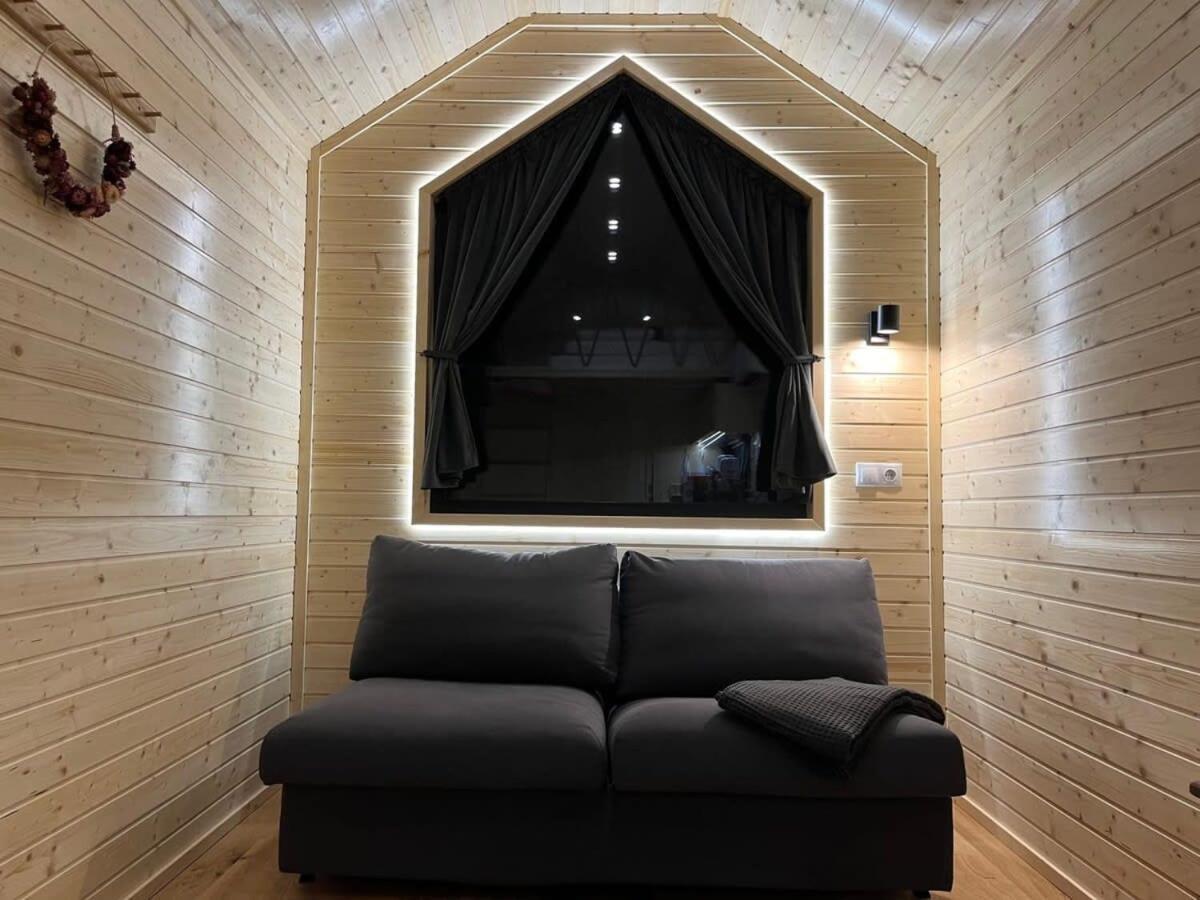 Vila Lisi Grun Tiny House By Tiny Away Sattledt Exteriér fotografie